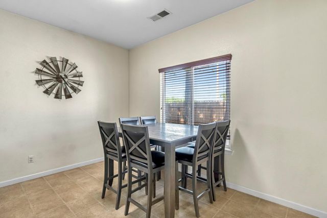 685 W Lake Street, Kingsburg, CA 93631