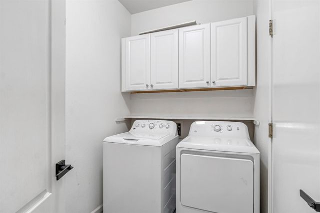 685 W Lake Street, Kingsburg, CA 93631