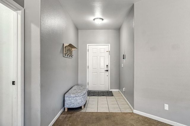 685 W Lake Street, Kingsburg, CA 93631