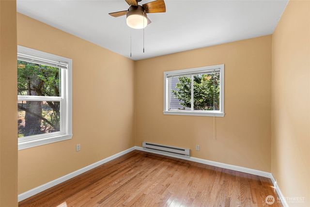 932 Retsil Road, Port Orchard, WA 98366