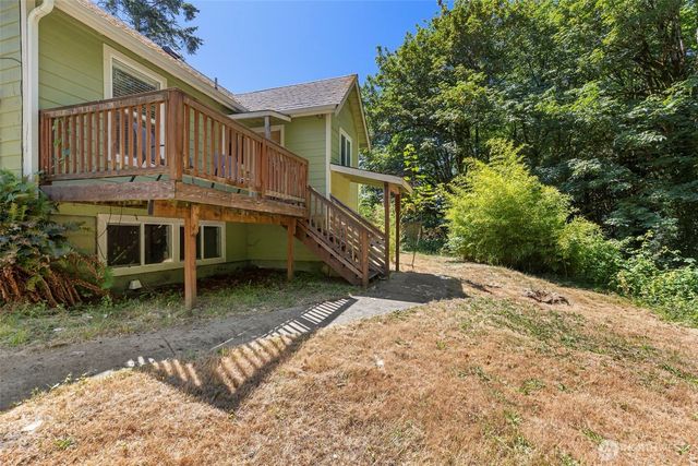932 Retsil Road, Port Orchard, WA 98366