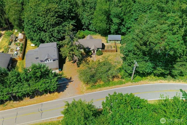 932 Retsil Road, Port Orchard, WA 98366