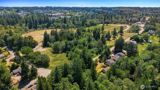 932 Retsil Road, Port Orchard, WA 98366
