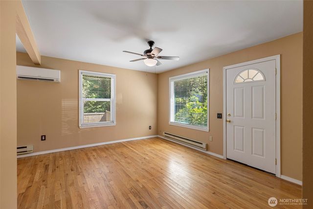 932 Retsil Road, Port Orchard, WA 98366