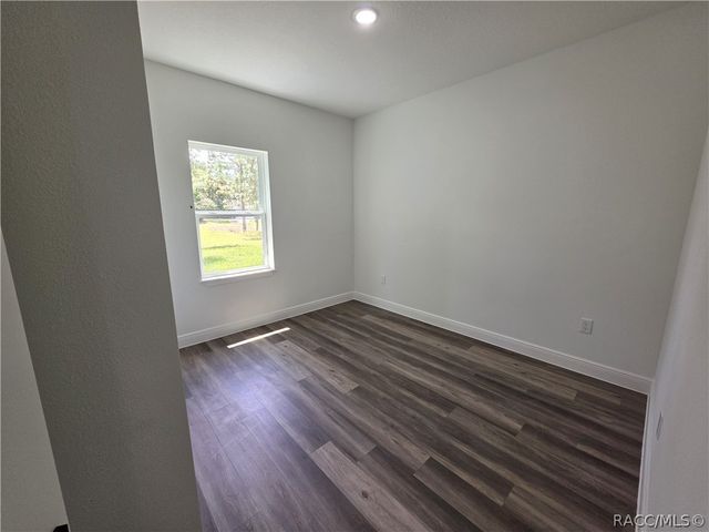 8125 N Maltese Drive, Citrus Springs, FL 34433