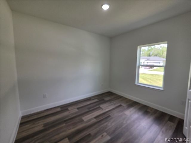 8125 N Maltese Drive, Citrus Springs, FL 34433