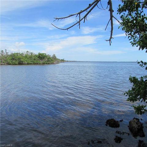 4195 Pine Island RD NW, Matlacha, FL 33993