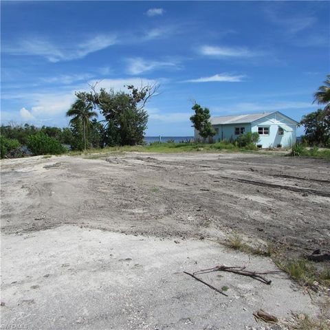 4195 Pine Island RD NW, Matlacha, FL 33993