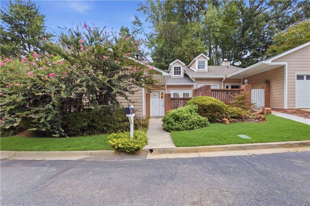 2958 Crosswycke Forest Drive NE, Brookhaven, GA 30319