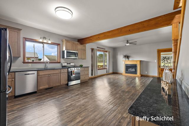 20017 7 Mile Road, Reed City, MI 49677