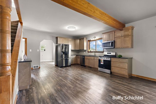 20017 7 Mile Road, Reed City, MI 49677