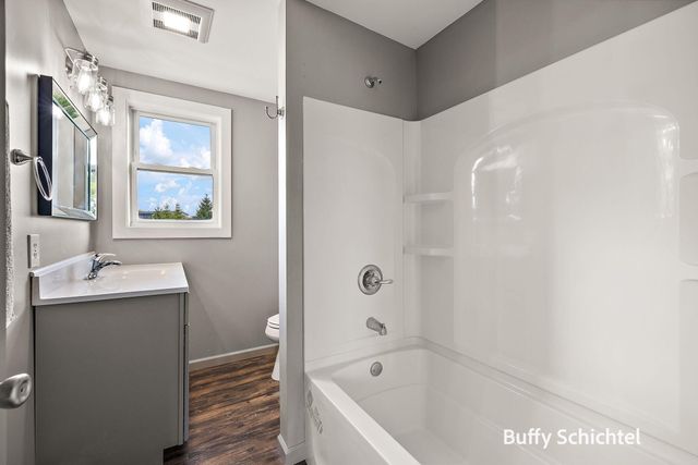 20017 7 Mile Road, Reed City, MI 49677