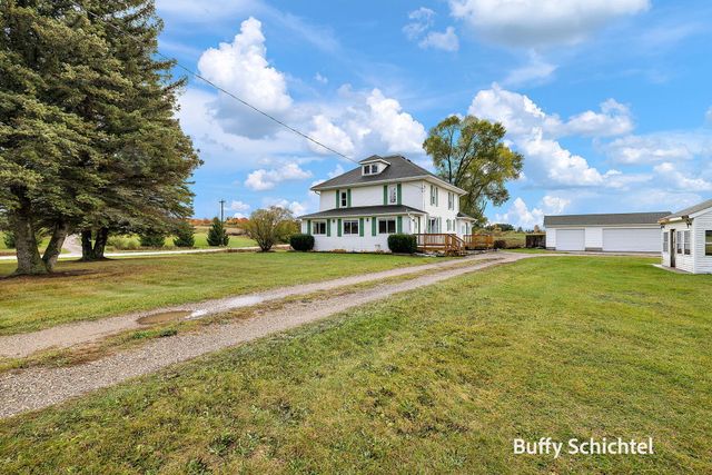 20017 7 Mile Road, Reed City, MI 49677