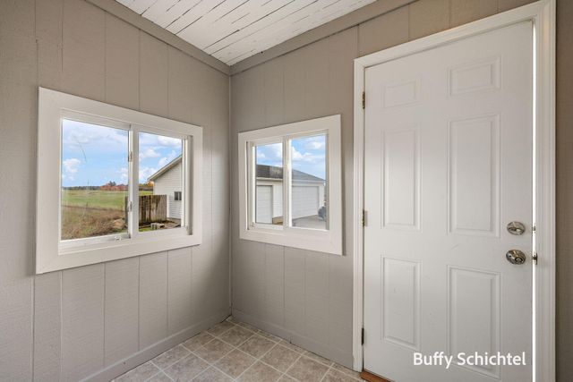 20017 7 Mile Road, Reed City, MI 49677