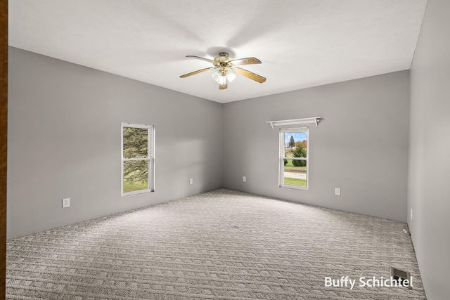 20017 7 Mile Road, Reed City, MI 49677