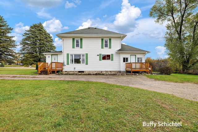 20017 7 Mile Road, Reed City, MI 49677