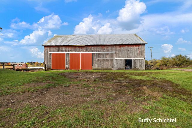 20017 7 Mile Road, Reed City, MI 49677