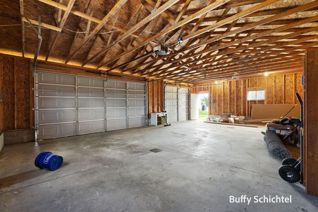 20017 7 Mile Road, Reed City, MI 49677