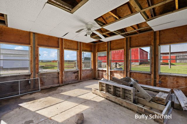 20017 7 Mile Road, Reed City, MI 49677