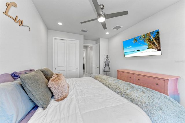 5632 LONG SHORE LOOP, Sarasota, FL 34238