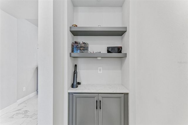 5632 LONG SHORE LOOP, Sarasota, FL 34238