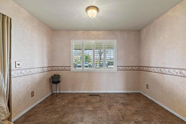 225 Elm Street, Maxwell, CA 95955