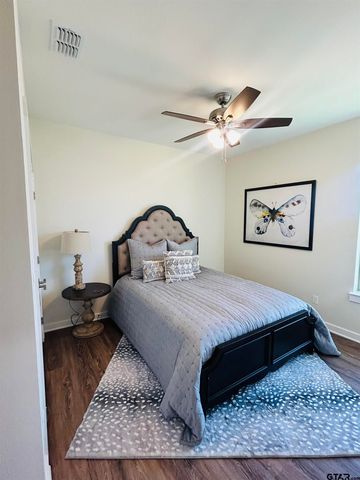 15055 High Country Acres Ln, Tyler, TX 75706