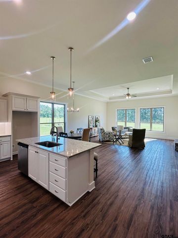 15055 High Country Acres Ln, Tyler, TX 75706