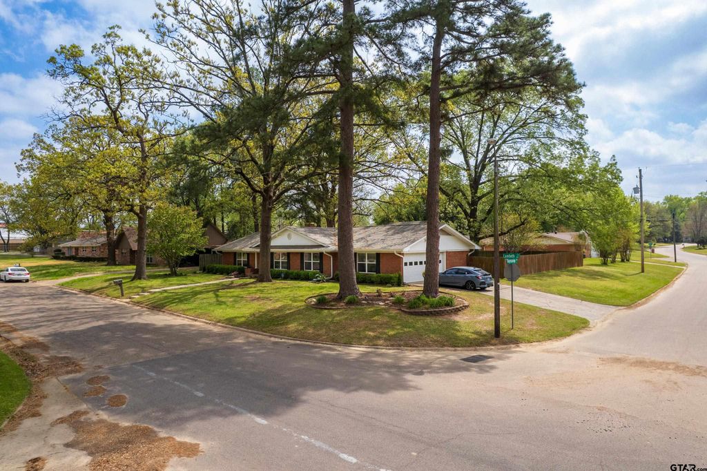 11 Lambeth Circle, Texarkana, TX 75503