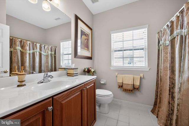 365 BITTLEWOOD AVE, Berlin, NJ 08009