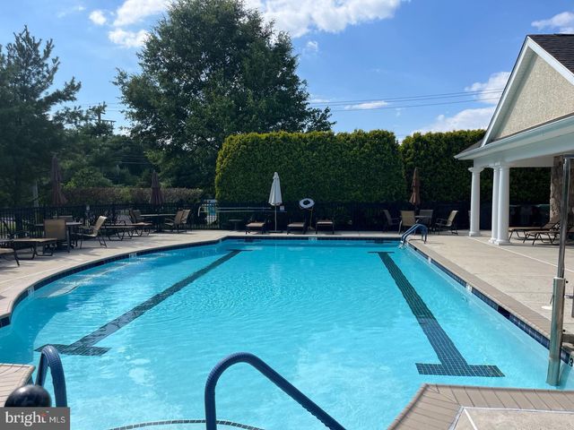 365 BITTLEWOOD AVE, Berlin, NJ 08009