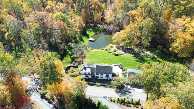 52 Schoolhouse Ln, Morris Twp., NJ 07960