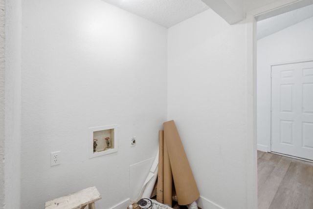 905 N Rusk Street, Weatherford, TX 76086