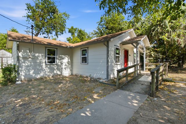 905 N Rusk Street, Weatherford, TX 76086