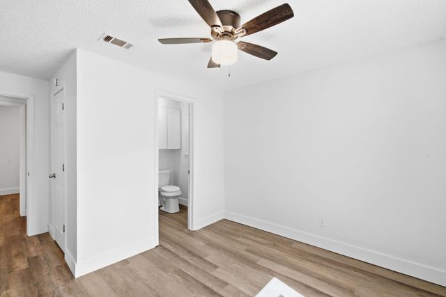 905 N Rusk Street, Weatherford, TX 76086