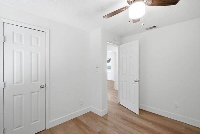 905 N Rusk Street, Weatherford, TX 76086