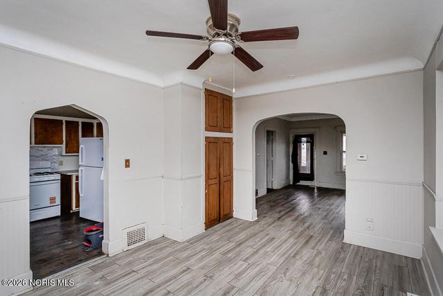 3412 Maple Street, Toledo, OH 43608