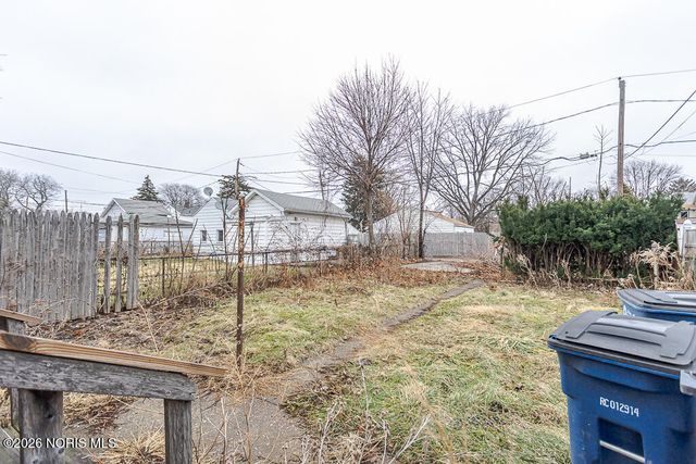 3412 Maple Street, Toledo, OH 43608