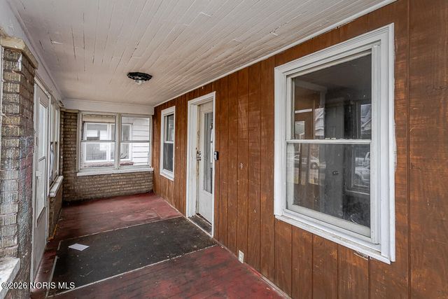 3412 Maple Street, Toledo, OH 43608