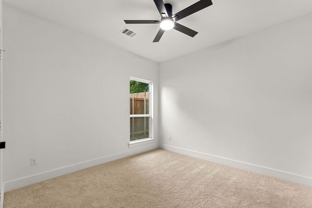 3310 Pickett Street, Greenville, TX 75401