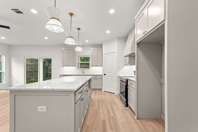 3310 Pickett Street, Greenville, TX 75401