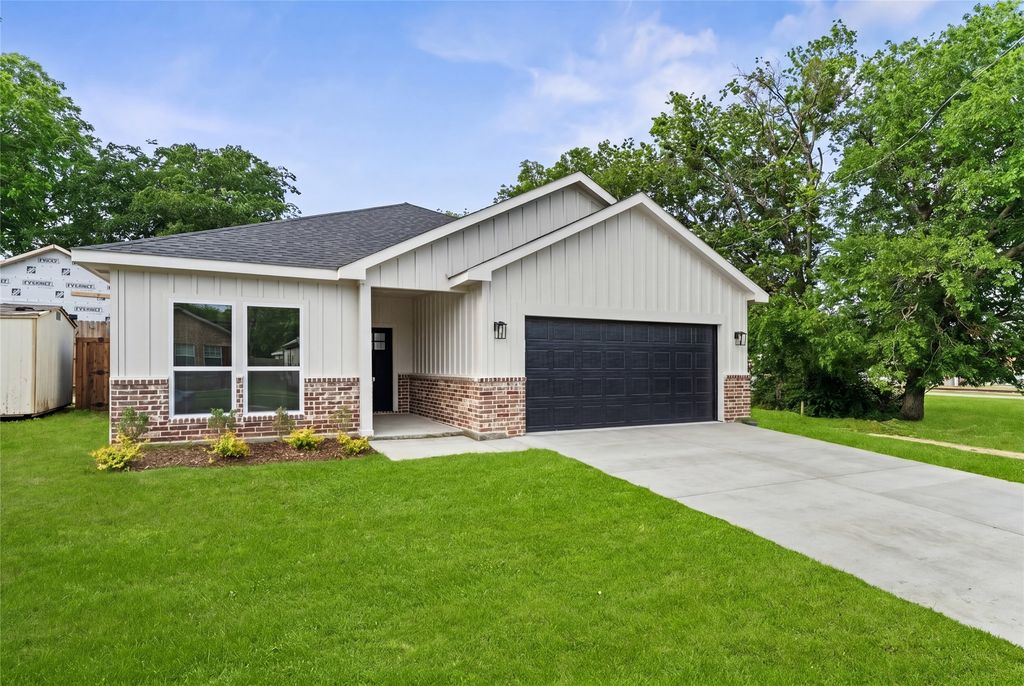 3310 Pickett Street, Greenville, TX 75401