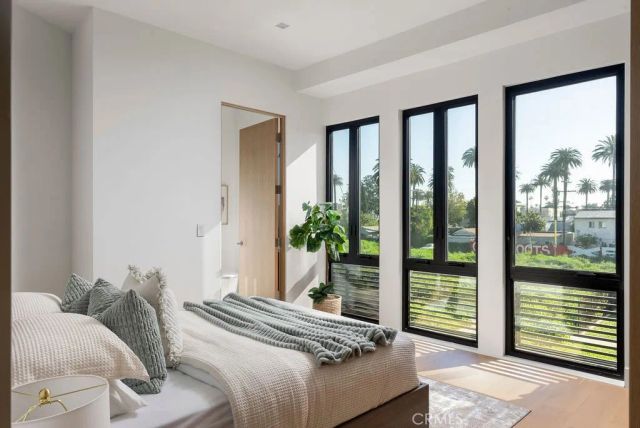 2619 S Rimpau Blvd, Los Angeles, CA 90016