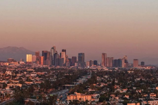 2619 S Rimpau Blvd, Los Angeles, CA 90016