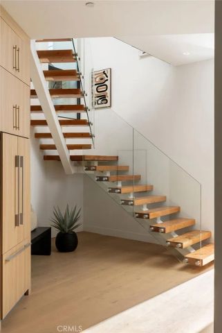 2619 S Rimpau Blvd, Los Angeles, CA 90016