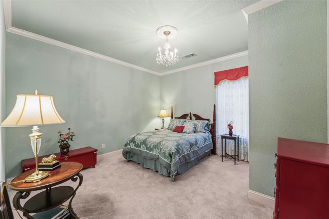 1243 Chartres, Oak Ridge, TX 75142