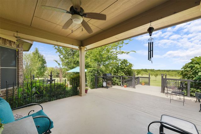 1243 Chartres, Oak Ridge, TX 75142