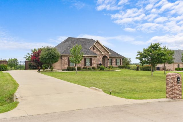 1243 Chartres, Oak Ridge, TX 75142