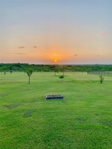 1243 Chartres, Oak Ridge, TX 75142