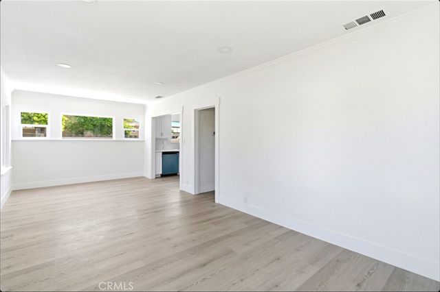 5593 San Jose, Montclair, CA 91763